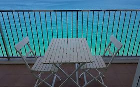 Apartamento en primera linia vistas al mar